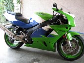 1994 Kawasaki ZXR 750 photo